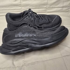 Hoka Rincon 4 Women  All-Black Athletic Shoes